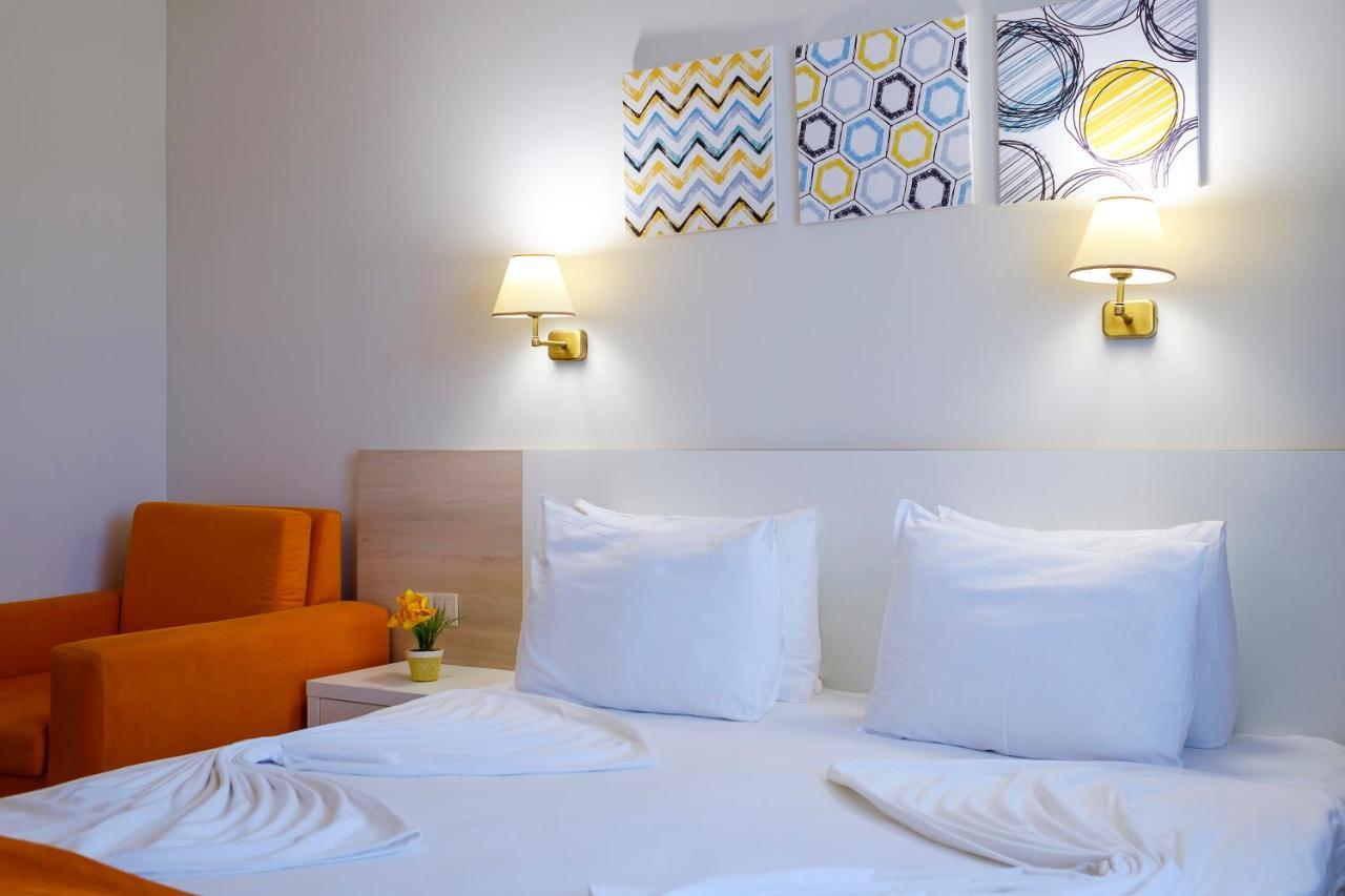 Hotel Garden Nevis Sunny Beach